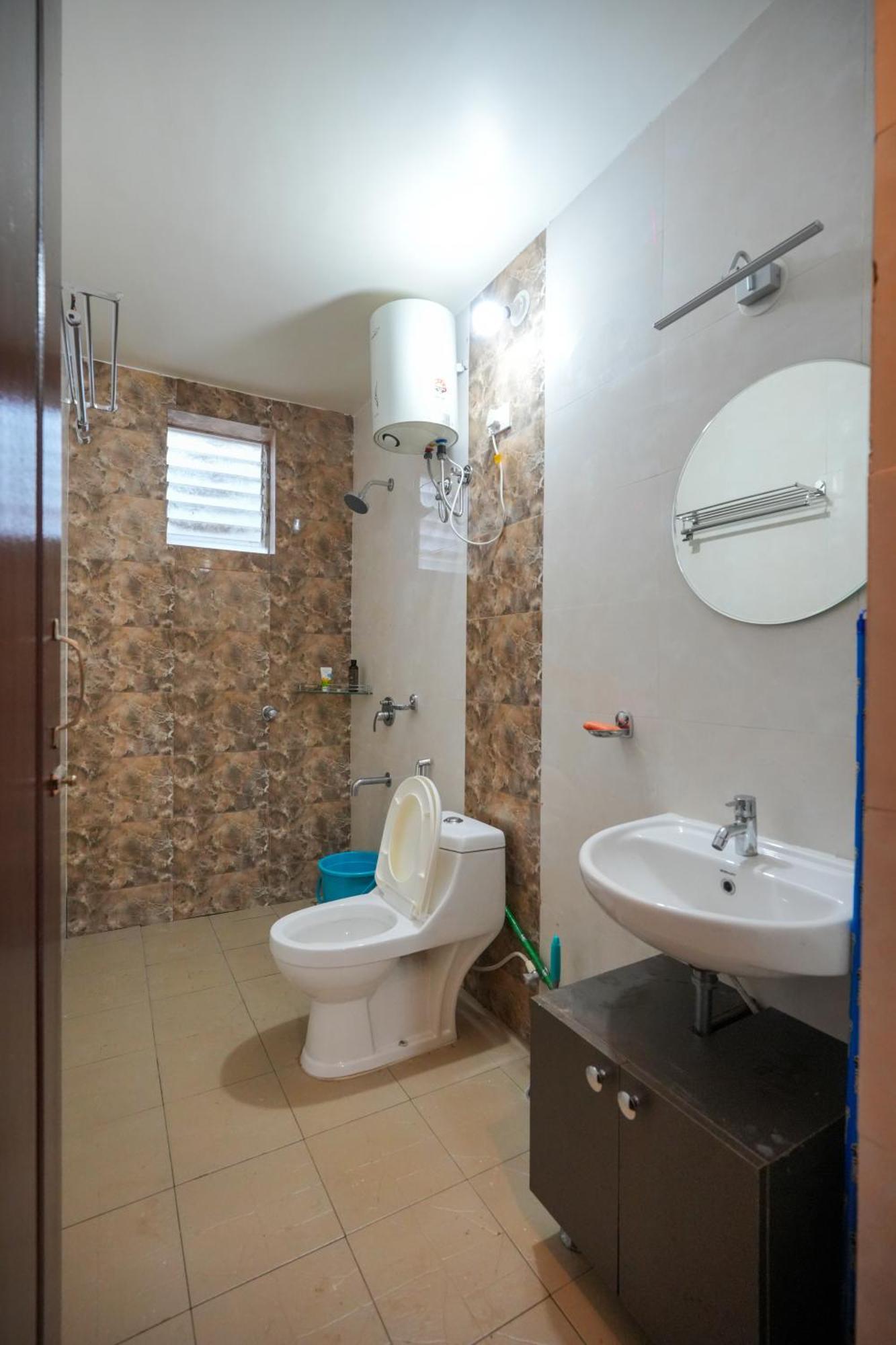 1 Bhk Near *