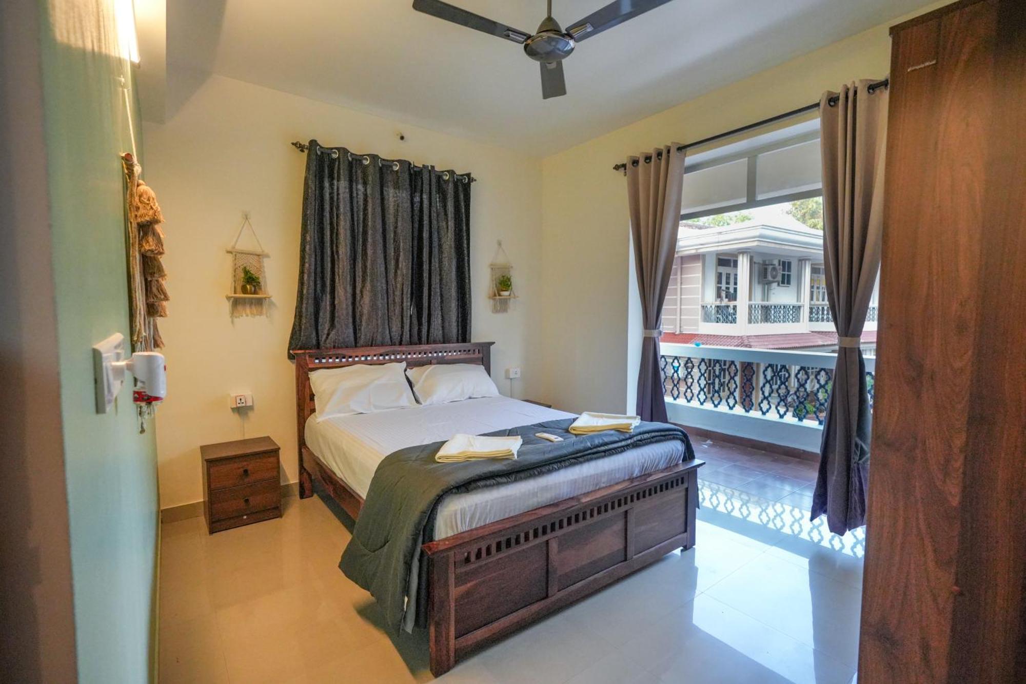1 Bhk Near Apartment Varca